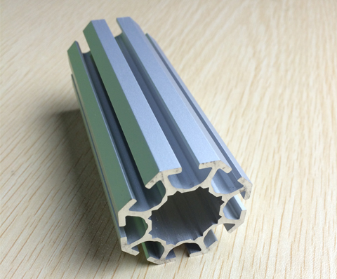 octanorm system upright extrusion with big hole.jpg
