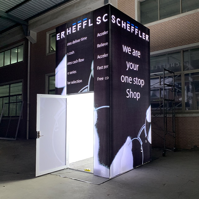 20×20 Modular And Formulate Trade Show Booth With Storage Closet in Different Industries of The Exhibition