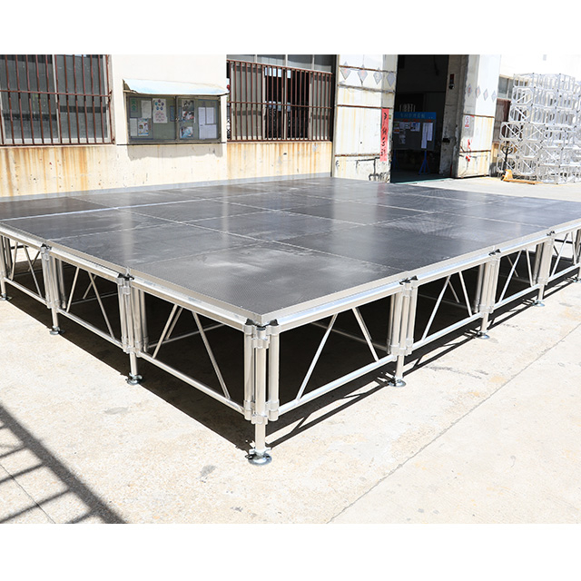 Easy Set-up Weather Resistant Height Adjustable Modular 4ftx4ft All Terrain Stage for Outdoor Event